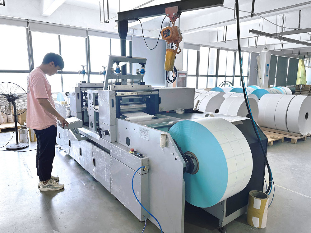 Thermal label die-cutting machine